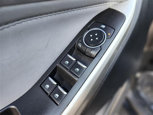 used 2022 Ford Explorer car, priced at $31,996