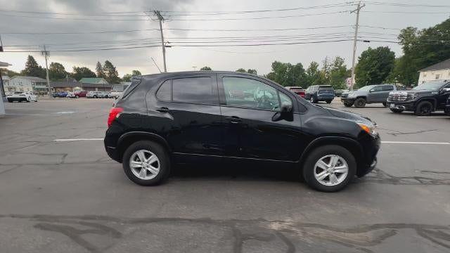 used 2022 Chevrolet Trax car, priced at $17,914