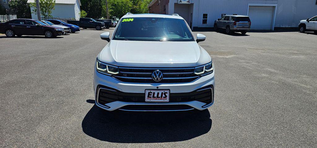 used 2024 Volkswagen Tiguan car, priced at $30,999