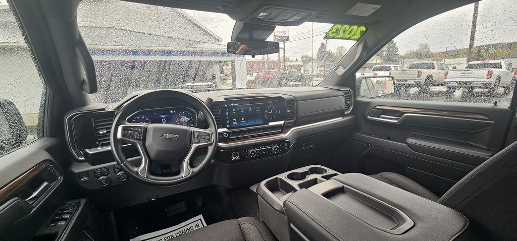 used 2023 Chevrolet Silverado 1500 car, priced at $43,991