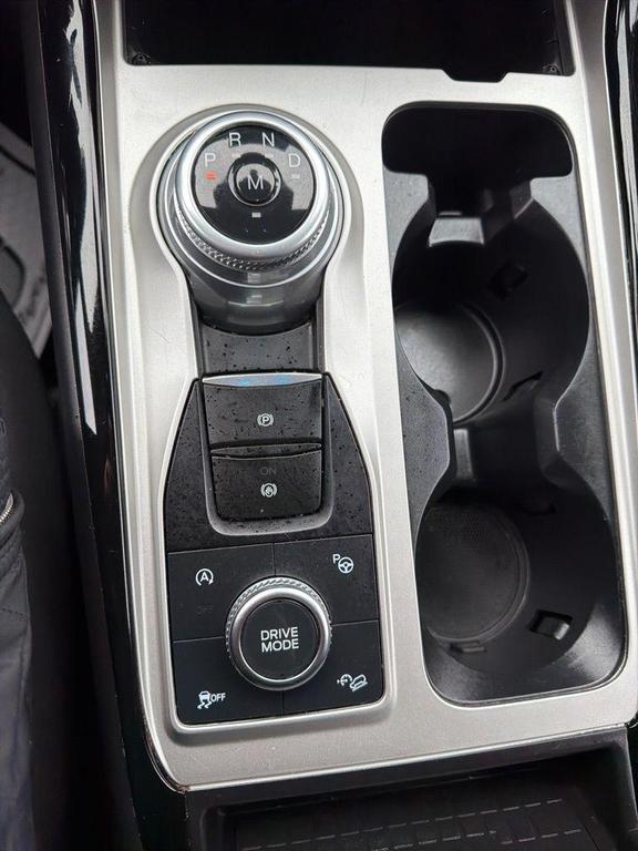 used 2022 Ford Explorer car, priced at $33,628