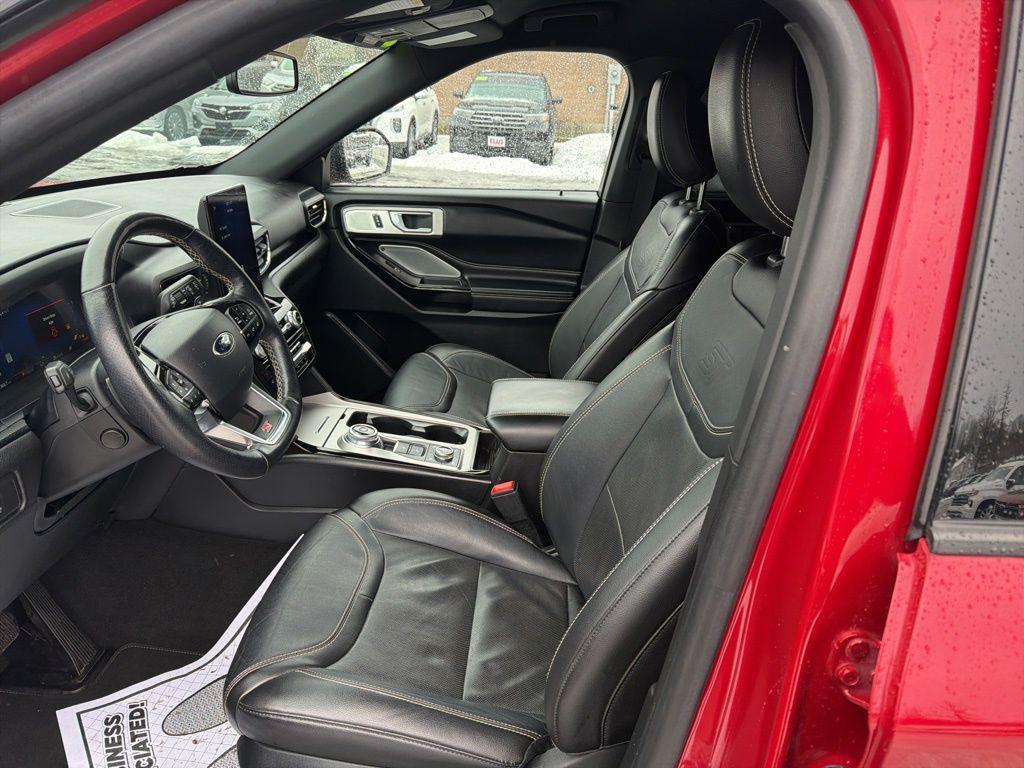 used 2022 Ford Explorer car, priced at $33,628