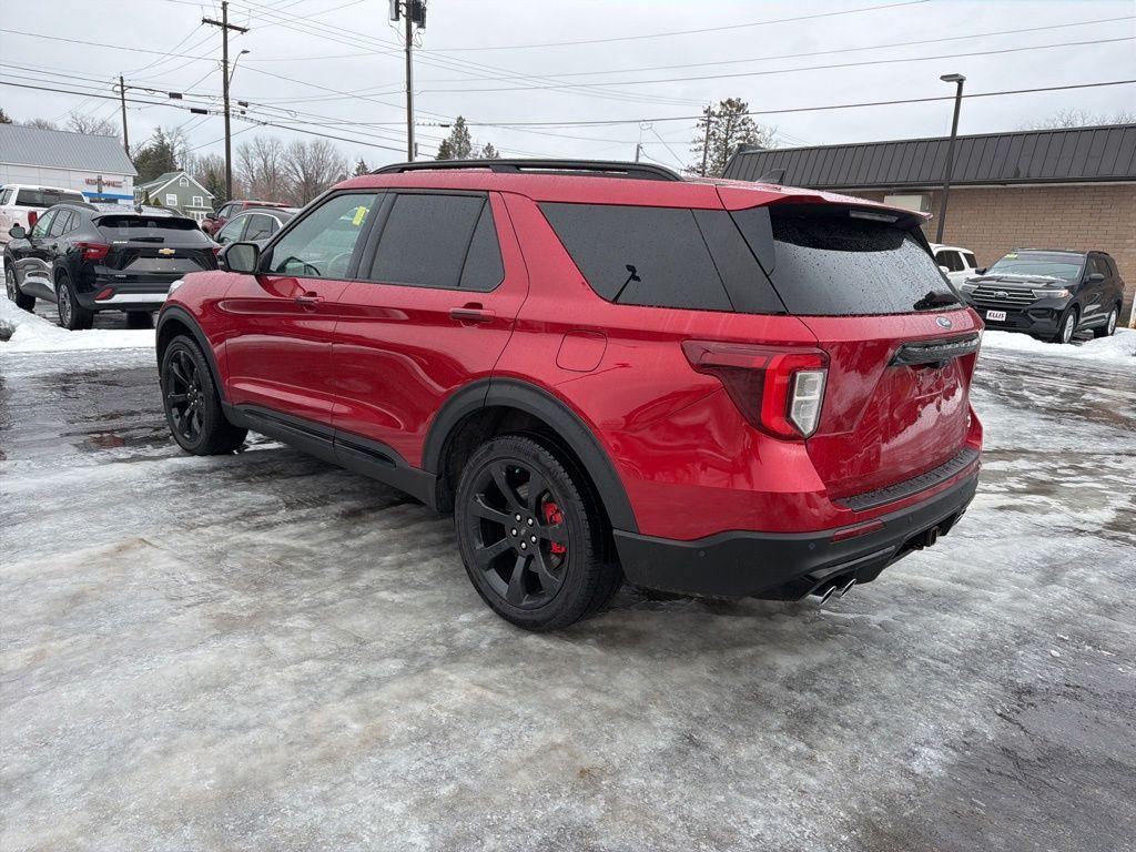 used 2022 Ford Explorer car, priced at $33,628