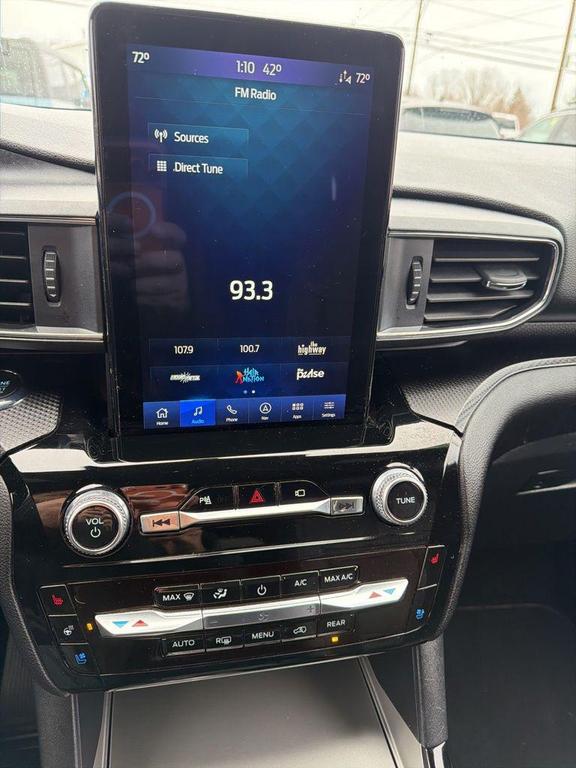 used 2022 Ford Explorer car, priced at $33,628