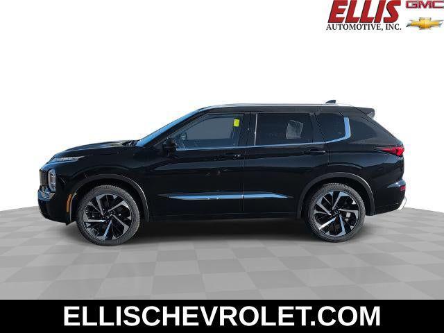 used 2024 Mitsubishi Outlander car, priced at $28,166