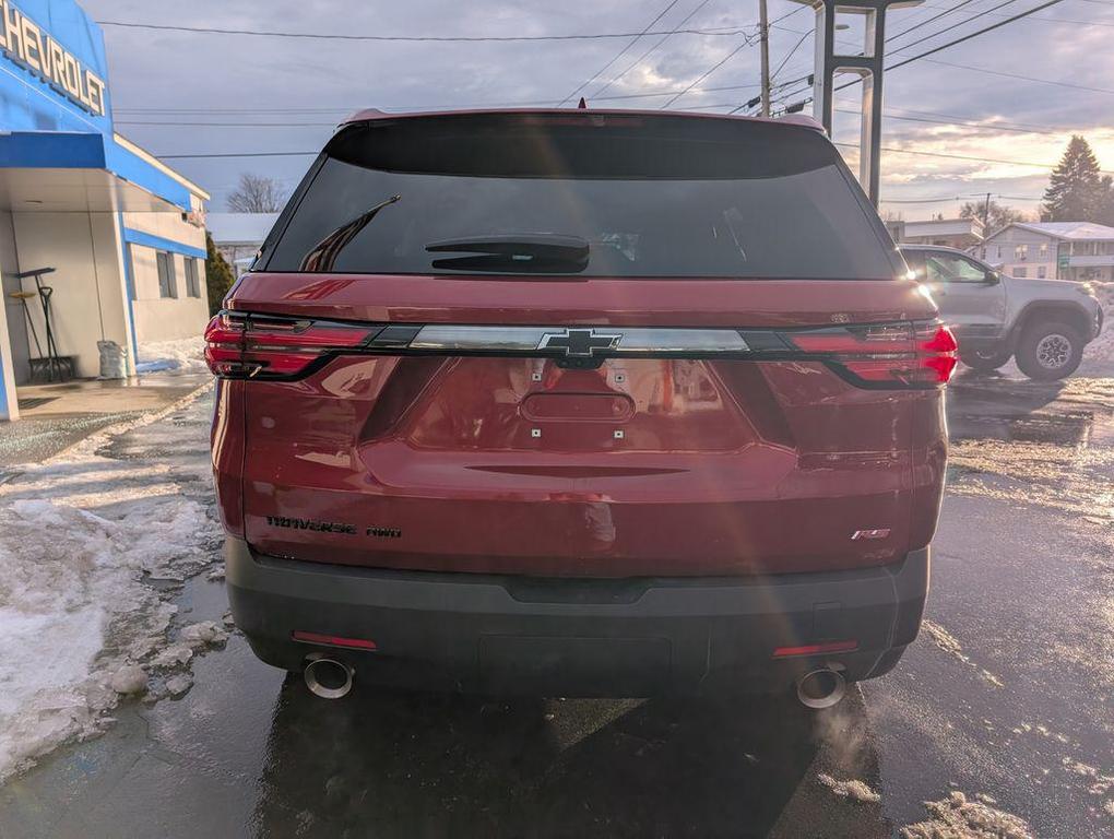 used 2023 Chevrolet Traverse car, priced at $33,111