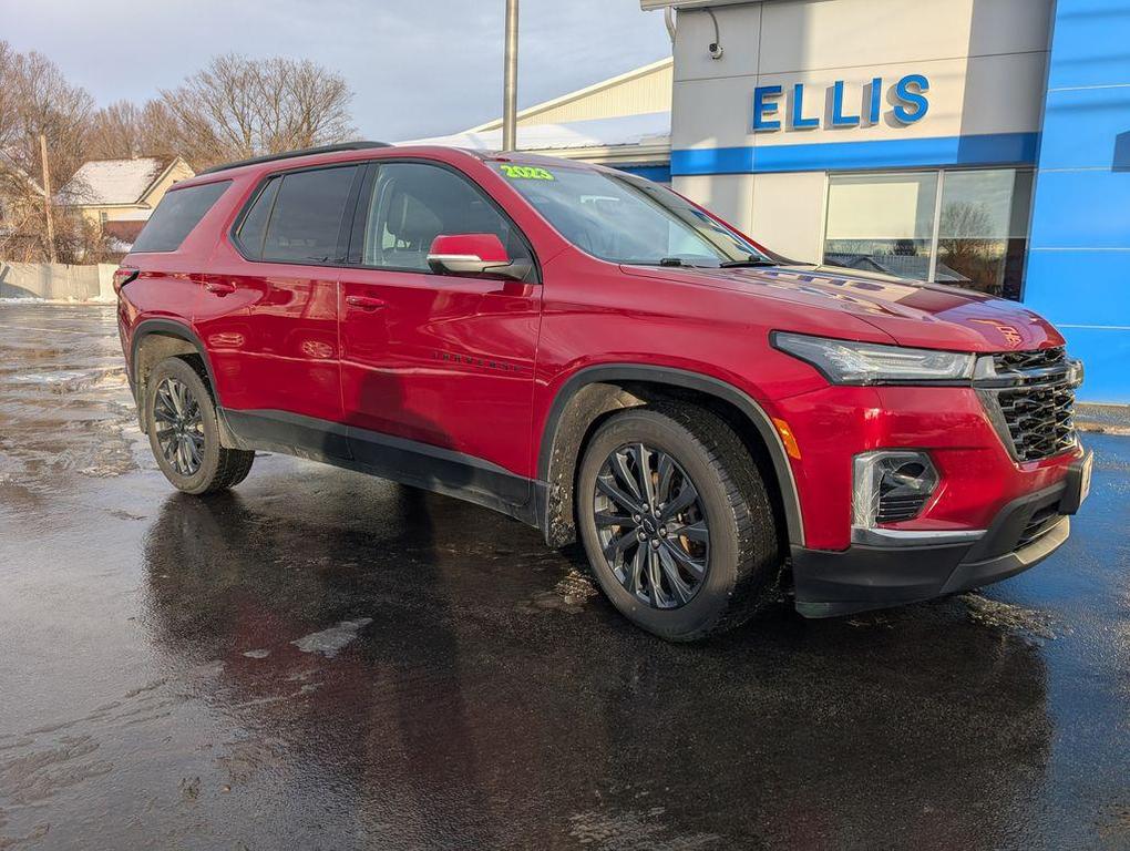 used 2023 Chevrolet Traverse car, priced at $33,111