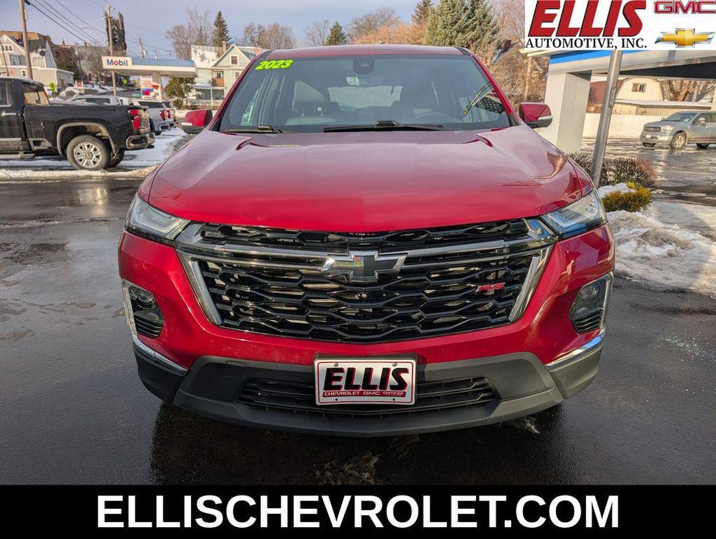 used 2023 Chevrolet Traverse car, priced at $35,586