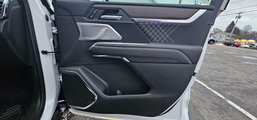 used 2024 GMC Acadia car, priced at $50,984