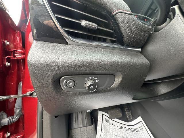 used 2023 Chevrolet Traverse car, priced at $38,694