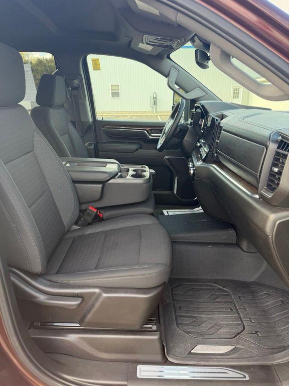 used 2024 GMC Sierra 2500 car, priced at $52,428