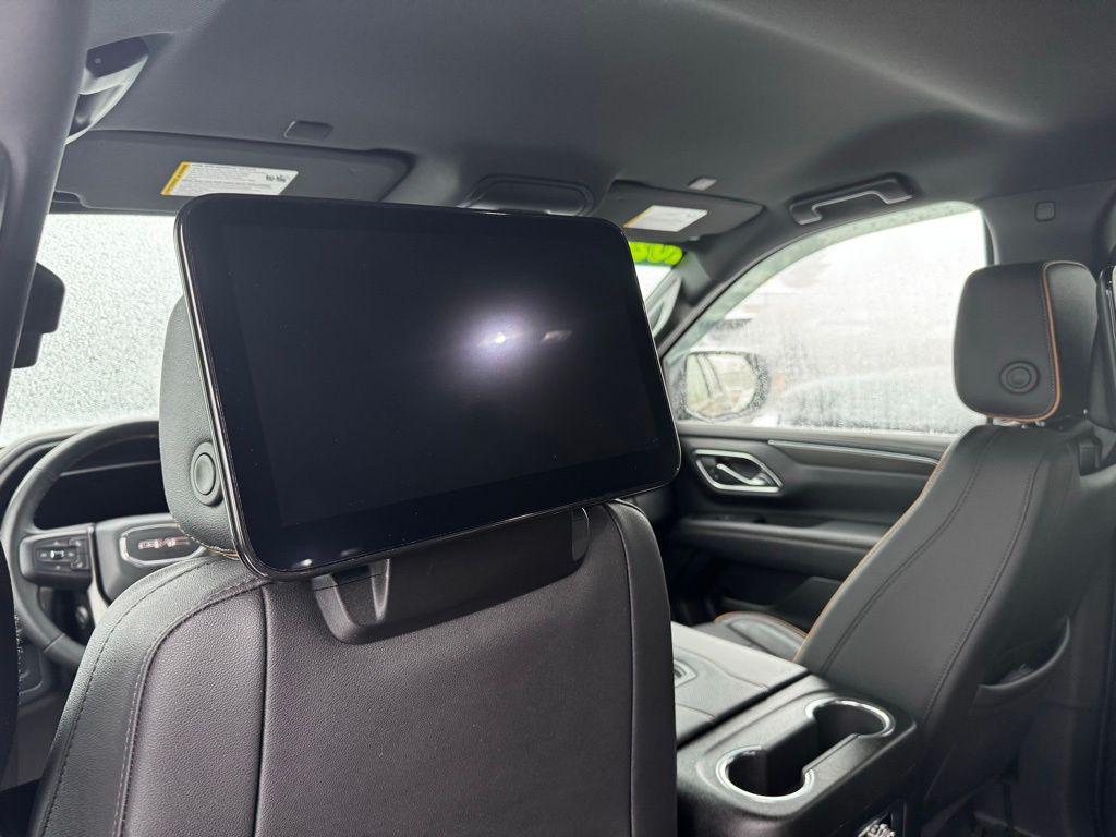 used 2024 GMC Yukon XL car, priced at $64,368