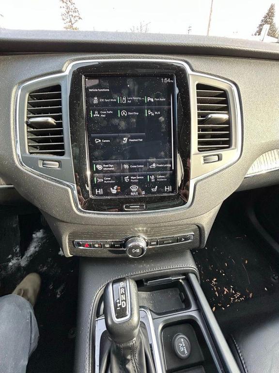 used 2020 Volvo XC90 car, priced at $29,254
