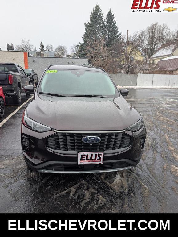 used 2023 Ford Escape car, priced at $25,607