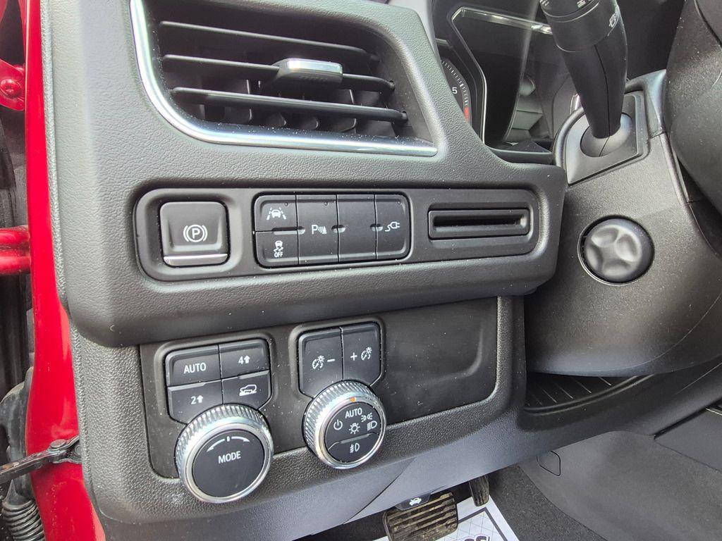 used 2021 GMC Yukon car, priced at $41,785