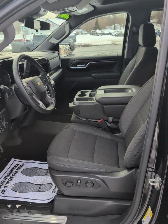used 2024 Chevrolet Silverado 1500 car, priced at $43,387