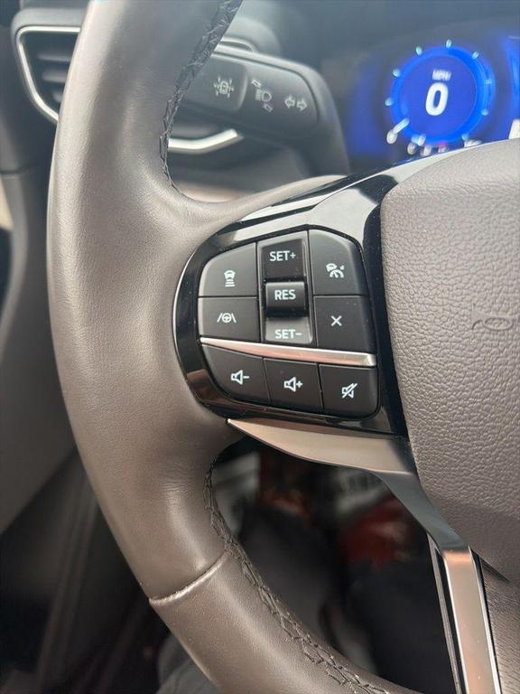 used 2022 Ford Explorer car, priced at $39,900