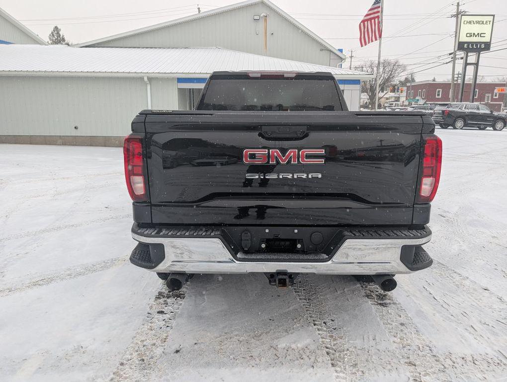 used 2023 GMC Sierra 1500 car, priced at $32,900