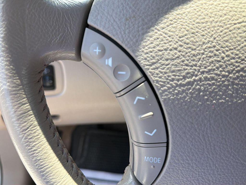 used 2006 Toyota Sienna car, priced at $12,995