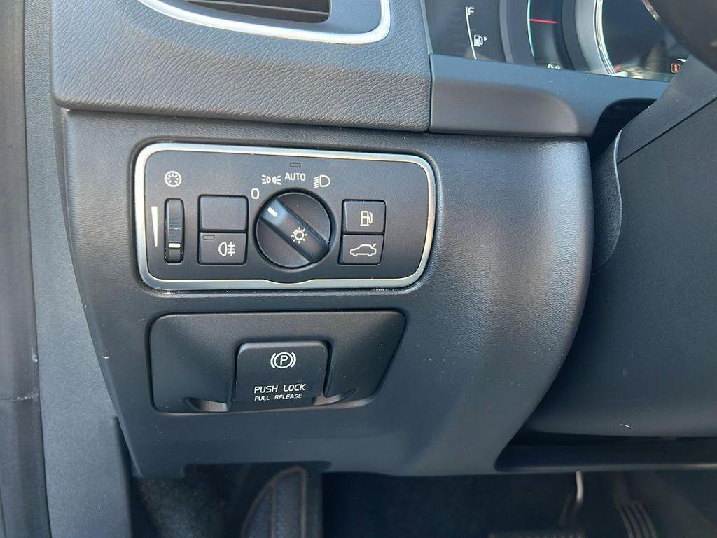 used 2015 Volvo V60 car, priced at $11,995