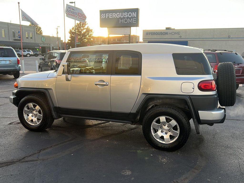 used 2007 Toyota FJ Cruiser car, priced at $16,995