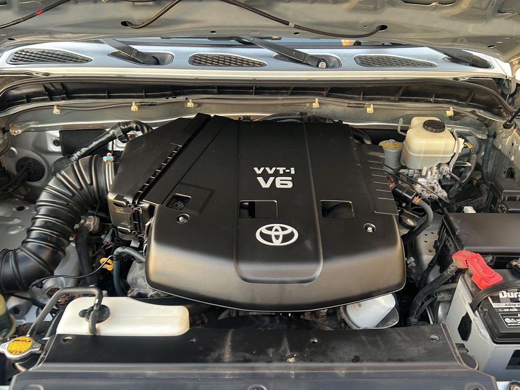 used 2007 Toyota FJ Cruiser car, priced at $16,995