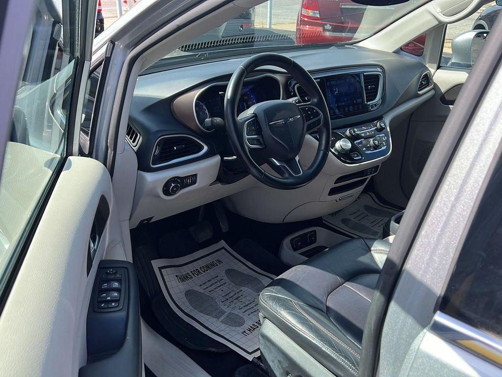 used 2017 Chrysler Pacifica car, priced at $15,995