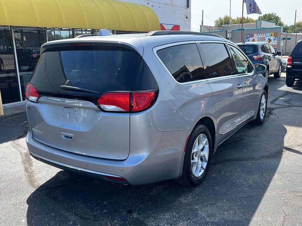 used 2017 Chrysler Pacifica car, priced at $15,995