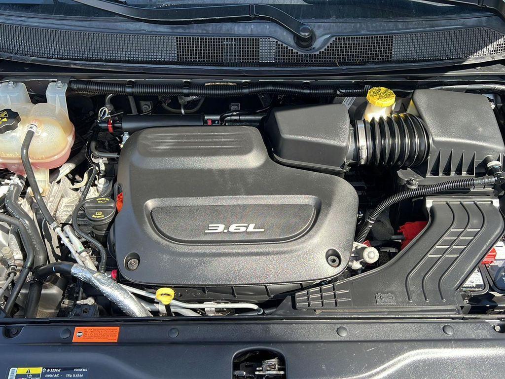 used 2017 Chrysler Pacifica car, priced at $15,995