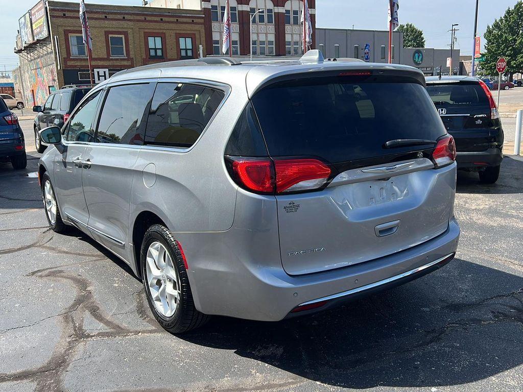 used 2017 Chrysler Pacifica car, priced at $15,995