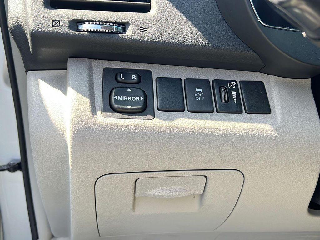 used 2011 Toyota Highlander car, priced at $15,995