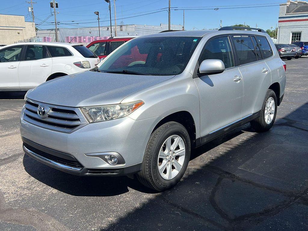 used 2011 Toyota Highlander car, priced at $15,995