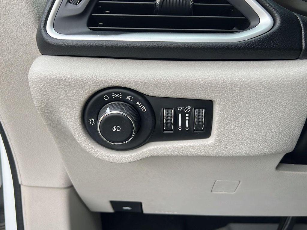 used 2017 Chrysler Pacifica car, priced at $16,995