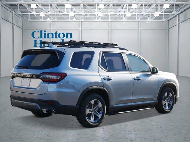 new 2026 Honda Pilot car, priced at $50,384