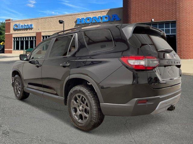 new 2025 Honda Pilot car, priced at $51,330
