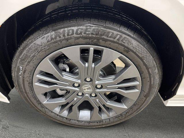 new 2026 Honda Odyssey car, priced at $49,445