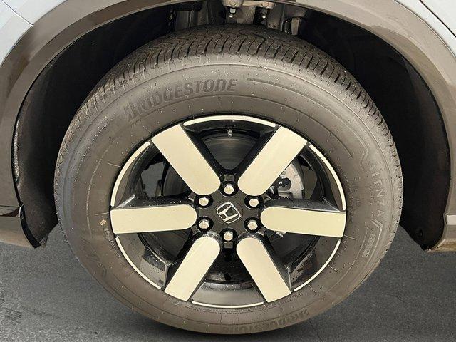 new 2026 Honda Prologue car, priced at $56,450