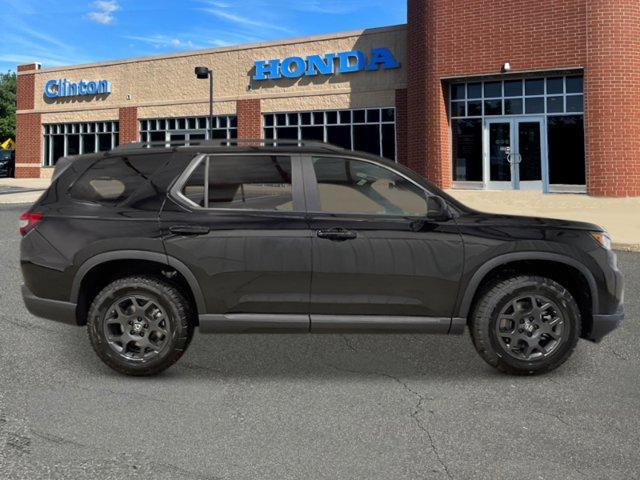 new 2025 Honda Pilot car, priced at $50,895