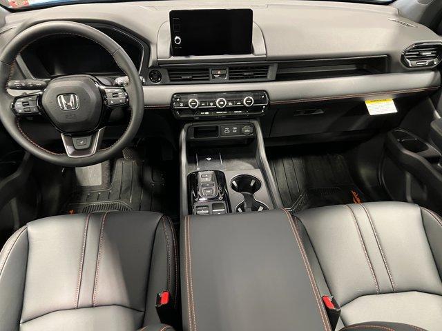 new 2025 Honda Pilot car, priced at $50,895