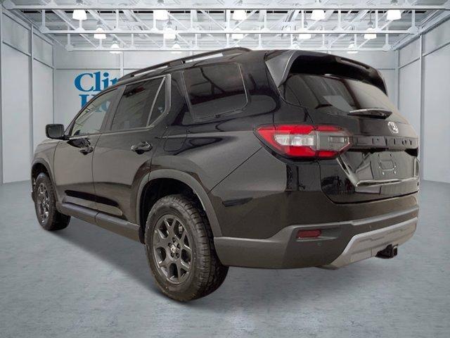 new 2025 Honda Pilot car, priced at $50,895
