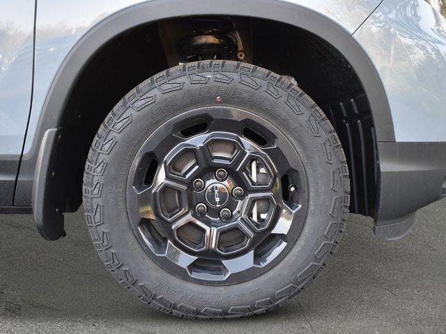 new 2025 Honda Ridgeline car, priced at $49,185