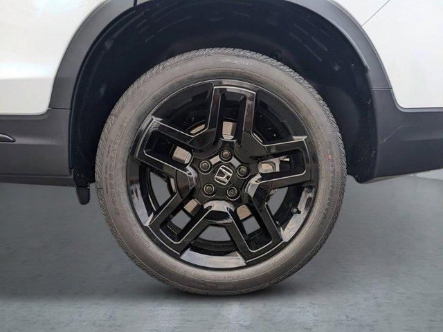 new 2025 Honda Passport car, priced at $50,320