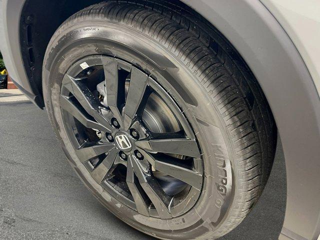 new 2026 Honda HR-V car, priced at $31,405