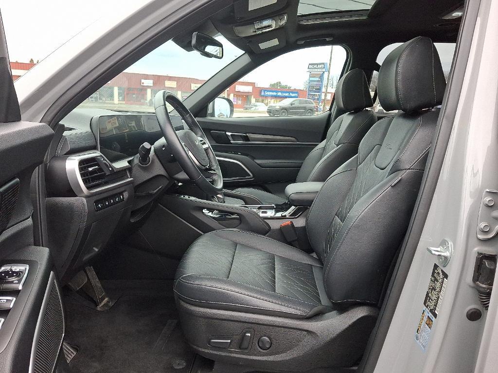 used 2024 Kia Telluride car, priced at $39,990