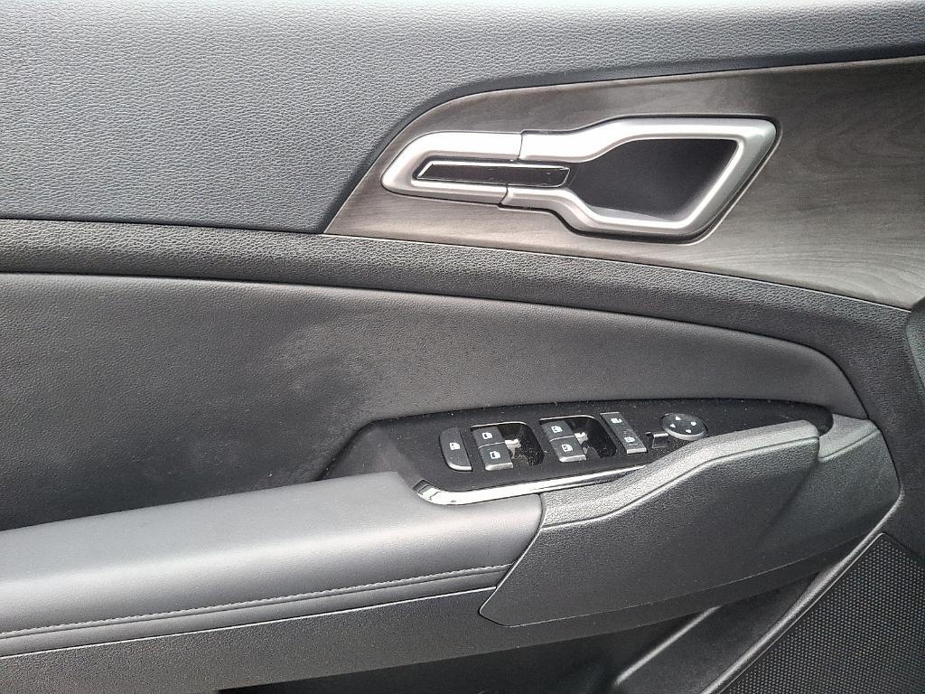 used 2025 Kia Sportage car, priced at $31,990