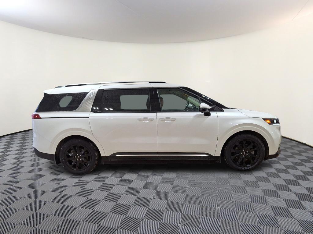 used 2024 Kia Carnival car, priced at $39,990