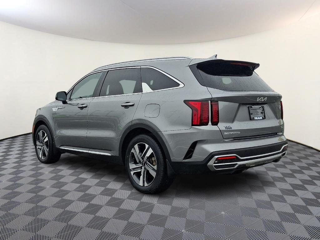 used 2023 Kia Sorento Hybrid car, priced at $29,990