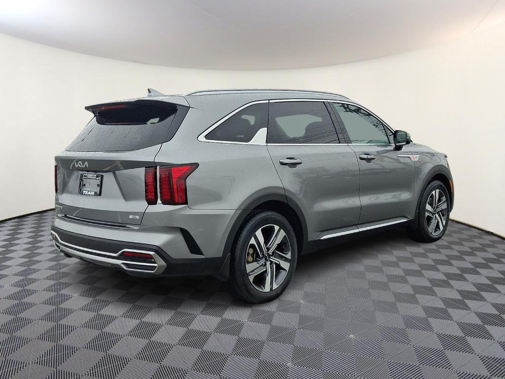 used 2023 Kia Sorento Hybrid car, priced at $29,990