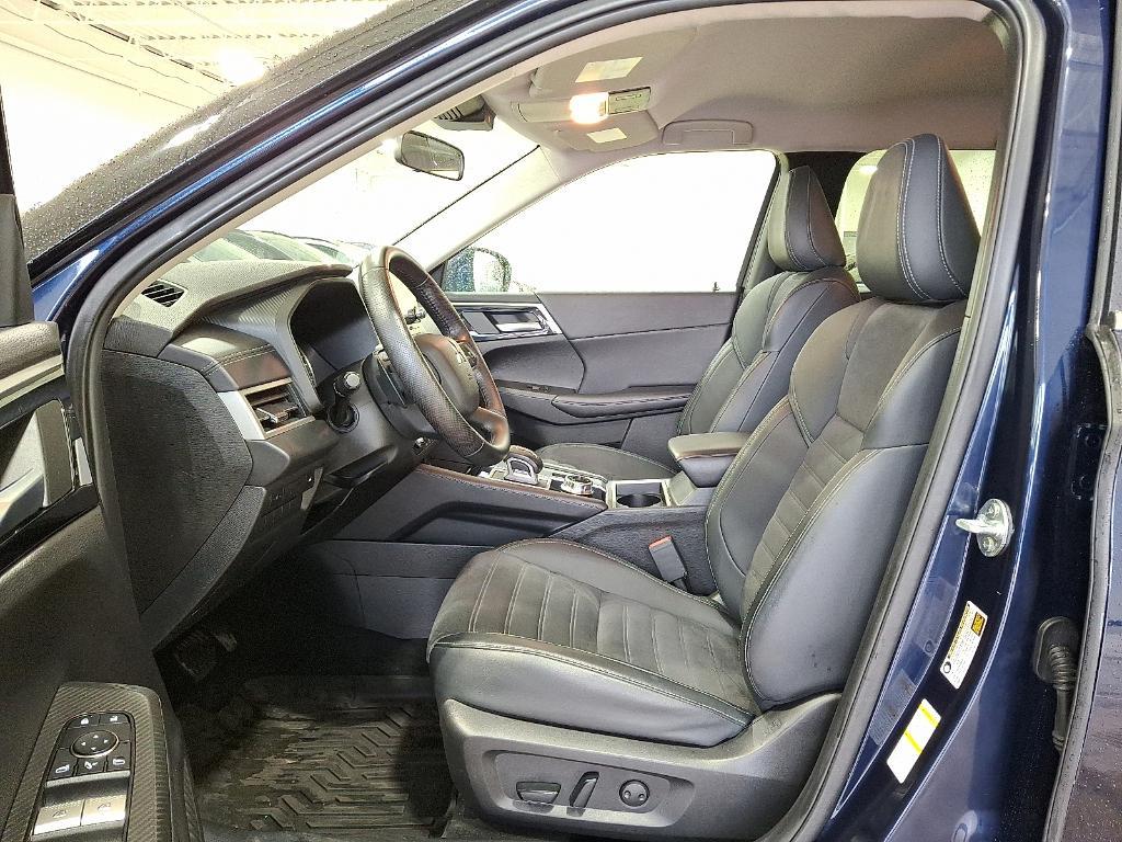 used 2024 Mitsubishi Outlander car, priced at $24,990