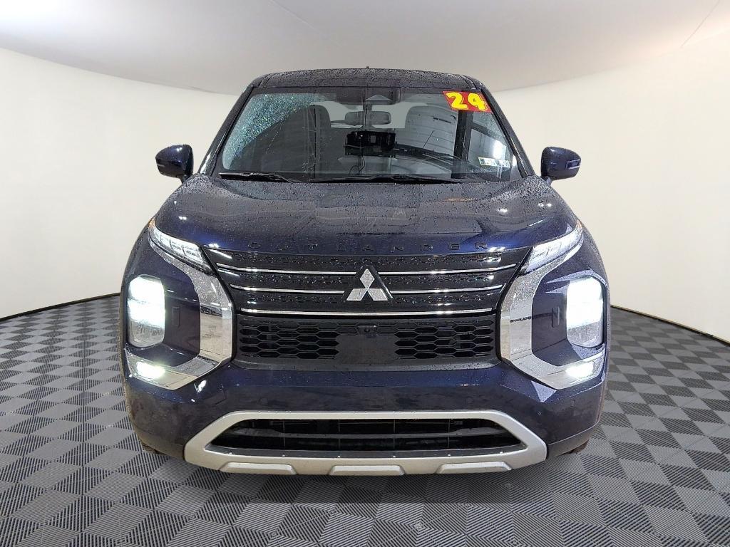 used 2024 Mitsubishi Outlander car, priced at $24,990